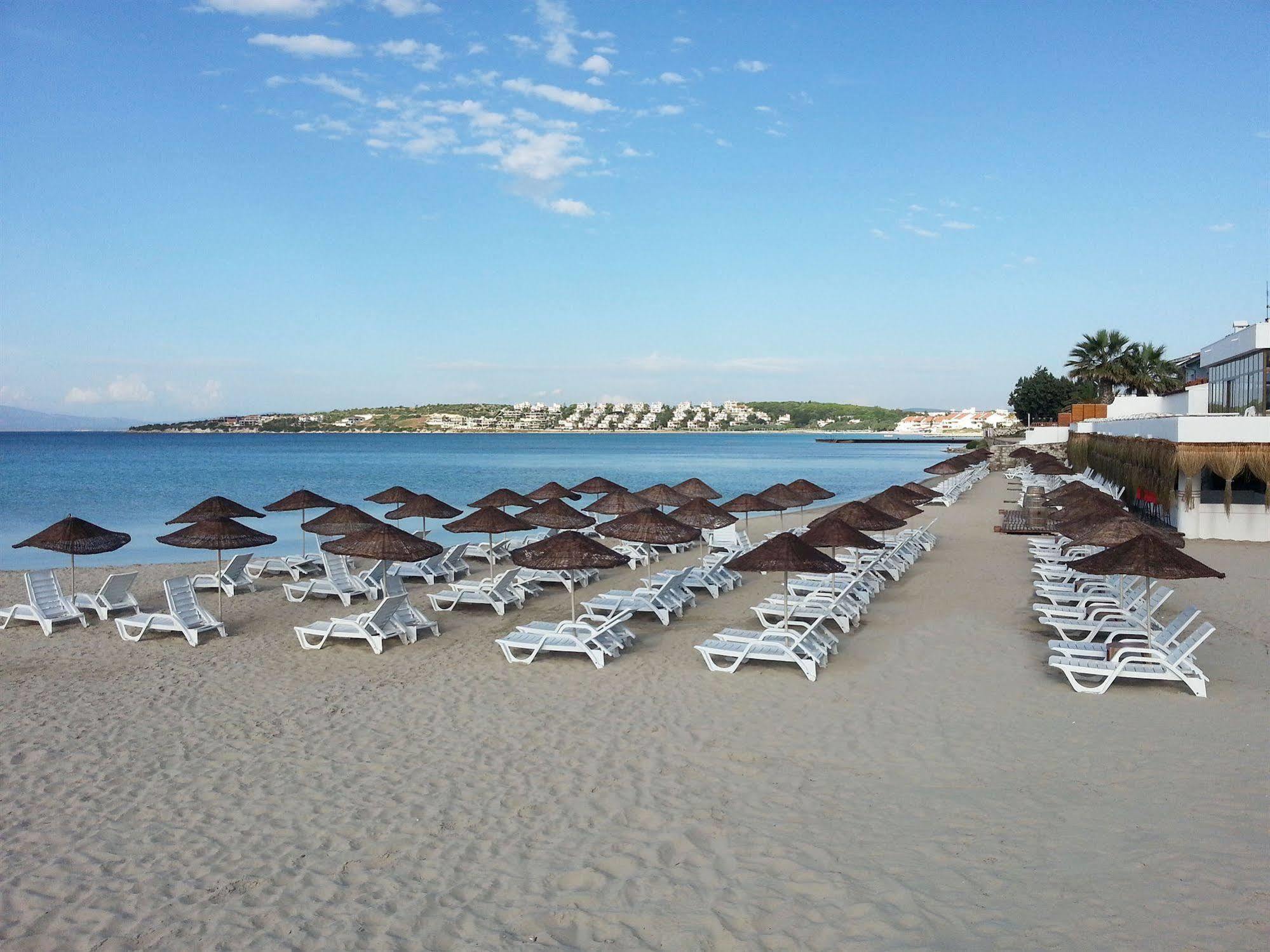 A 11 Hotel Чесме Екстериор снимка