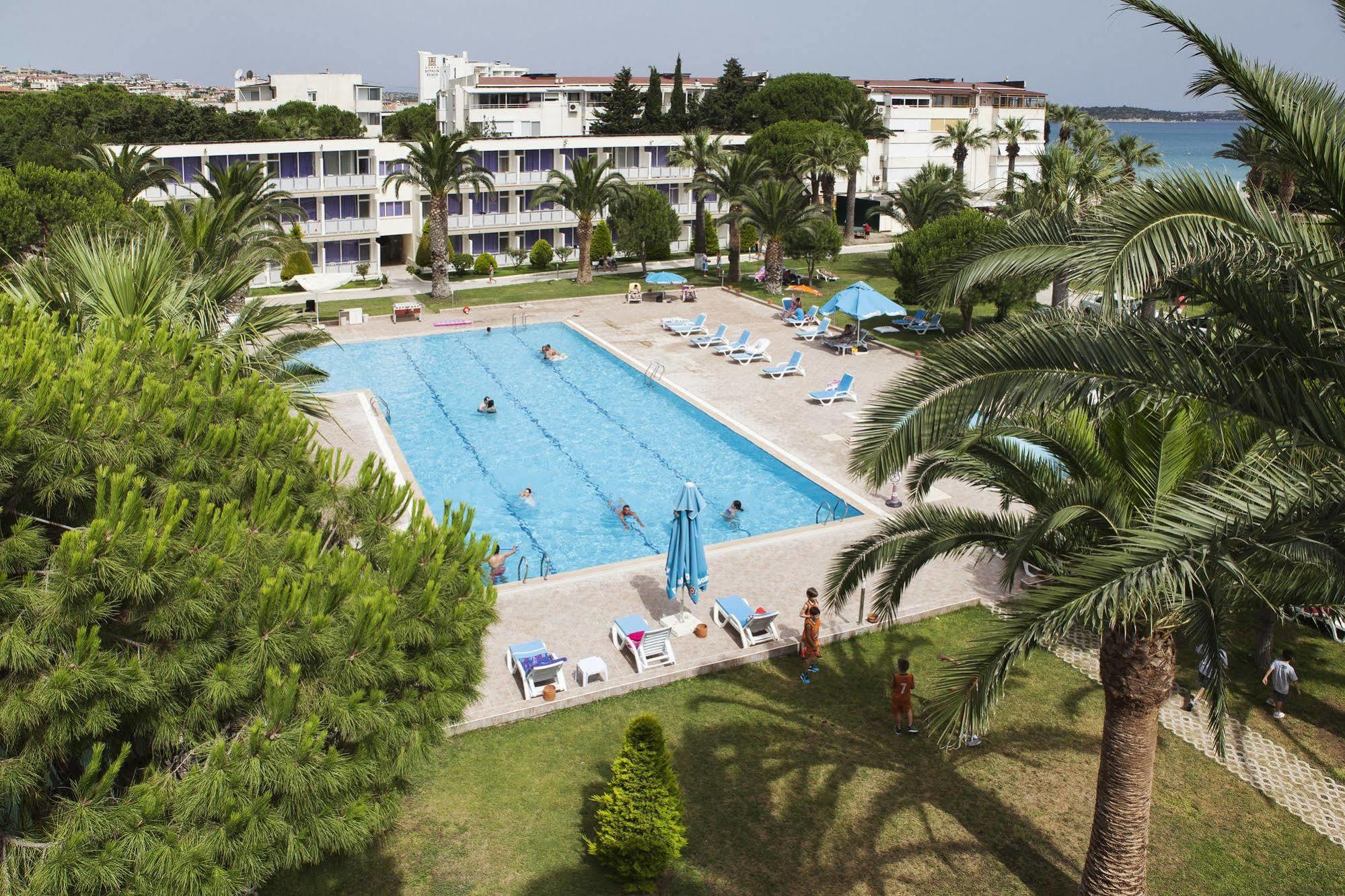 A 11 Hotel Чесме Екстериор снимка